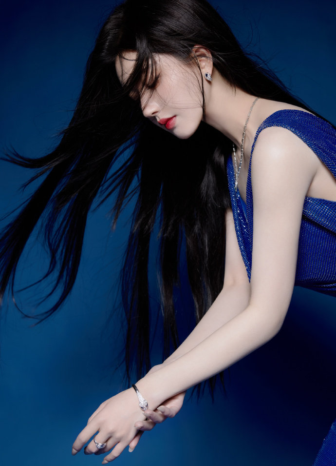 公路护栏网的结构组成和防护性能